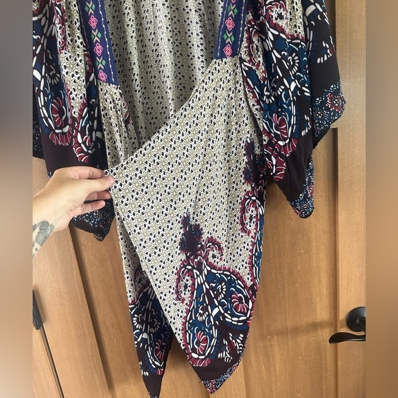 Flying Tomato Open Front Hi-Low Peasant Kimono Cardigan Women’s size M/L - Picture 4 of 7